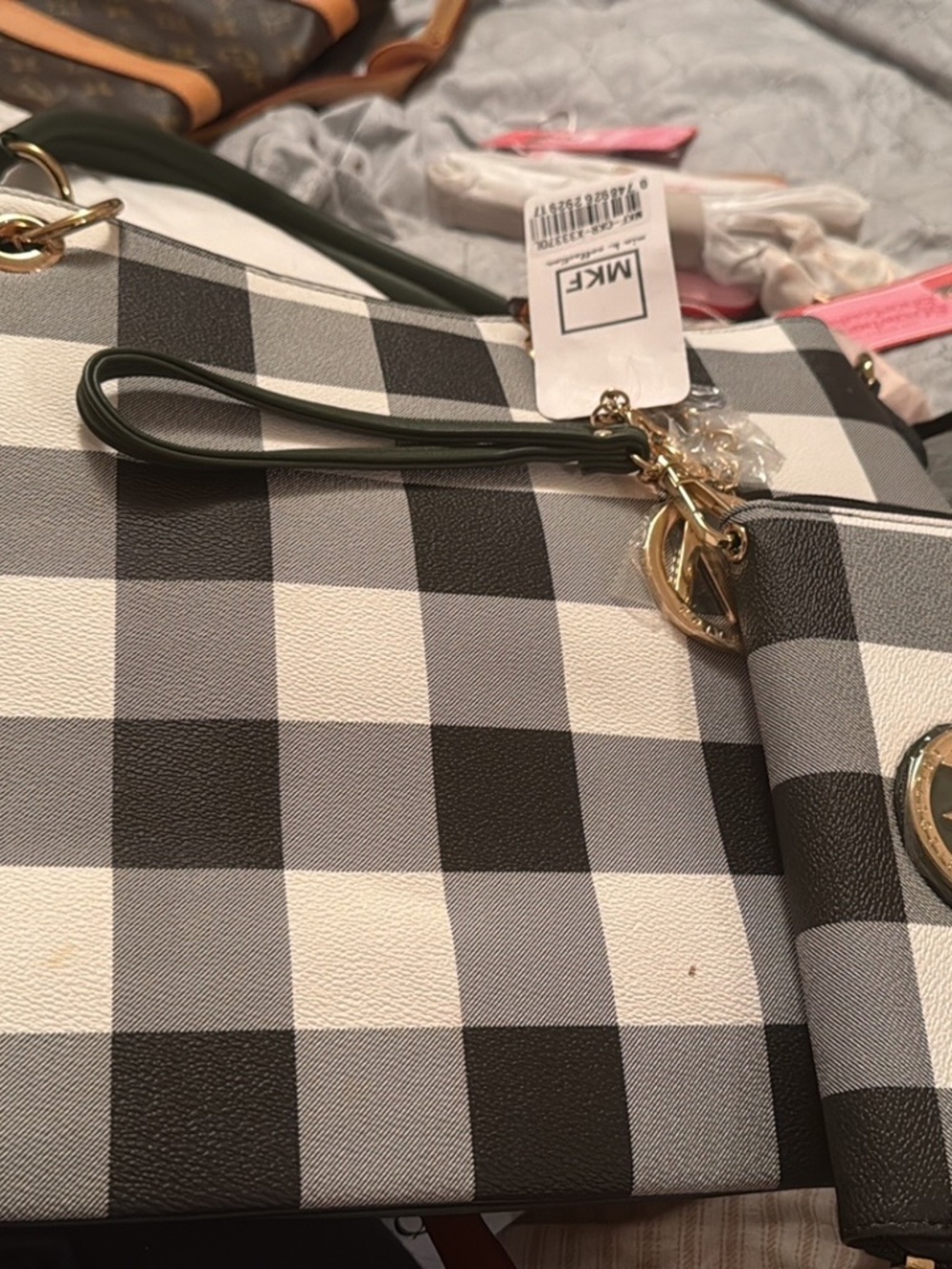 Purse and wallet